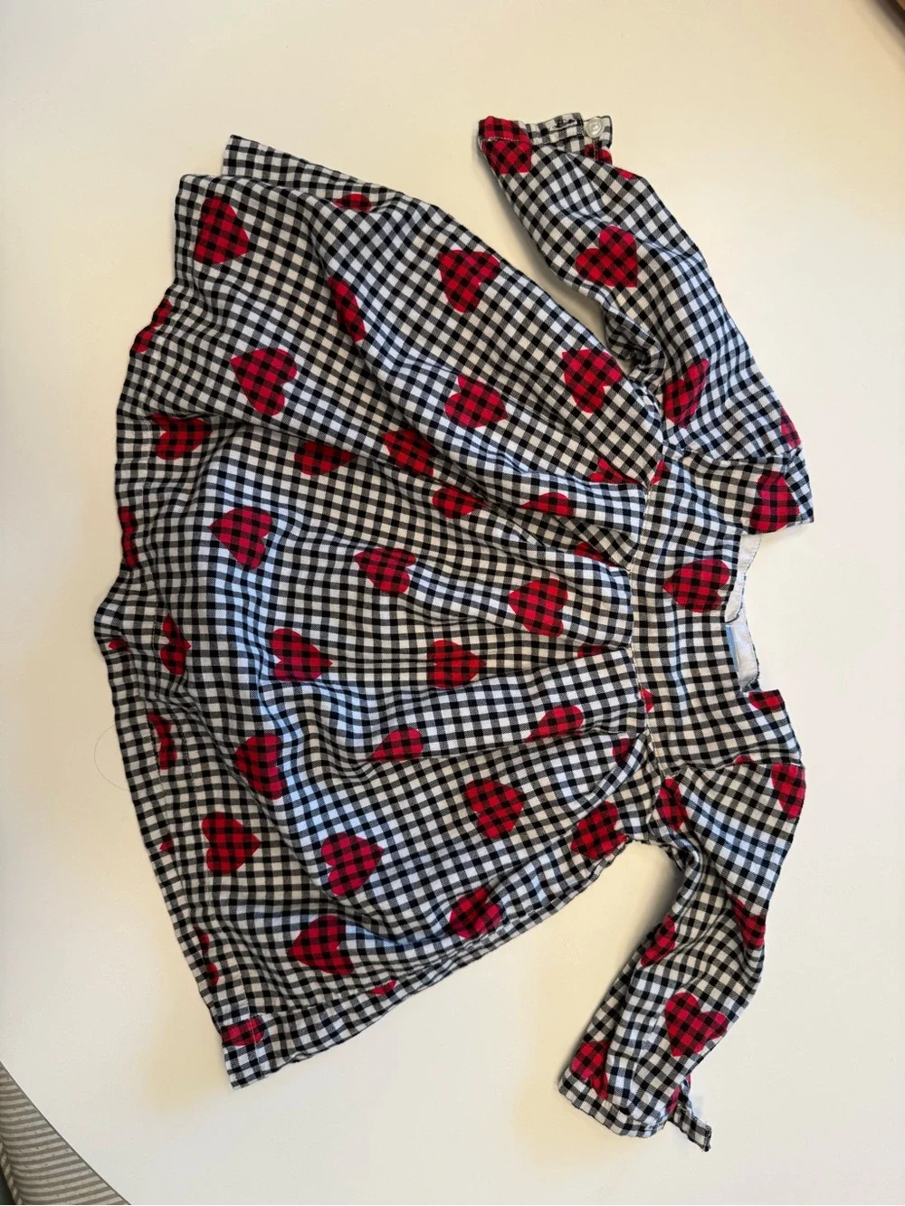 GAP 6-12 months Kids Black & White Gingham Dress with Red Hearts